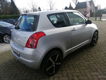 Suzuki Swift - 1.3 16v COMFORT Airco elec. pakket 6 MND GARANTIE + NWE APK + GROTE BEURT ALL-IN - 1 - Thumbnail