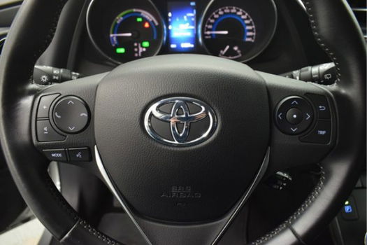 Toyota Auris - 1.8 Hybrid Dynamic | Navigatie | LM-Velgen | Bluetooth | - 1