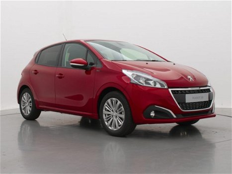 Peugeot 208 - 1.2 110pk EAT6 Automaat Signature | Navigatie | Parkeersensoren | 16