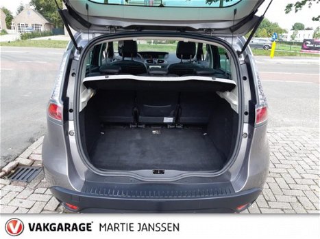 Renault Scénic - 1.5 dCi Bose PANORAMADAK - NAVIGATIE - CRUISE CONTROL - PARKEERSENSOREN - TREKHAAK - 1