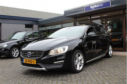 Volvo V60 - 2.4 D5 TWIN ENGINE LEASE EDITION - 1