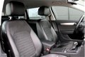 Volkswagen Passat Variant - 1.4 TSI Highline BlueMotion Automaat DSG Leer Navigatie Cruise Bluetooth - 1 - Thumbnail