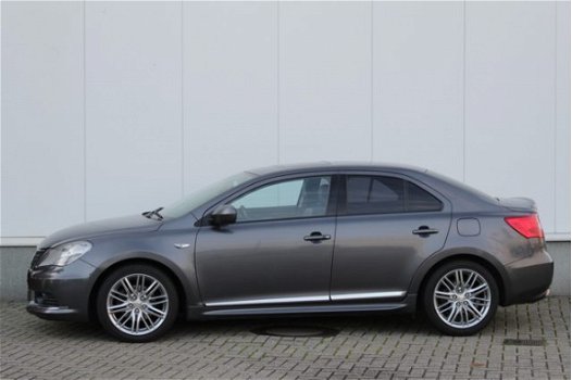 Suzuki Kizashi - 2.4 Sport Automaat | 4WD | Leder | Clima | Cruise | Trekhaak - 1