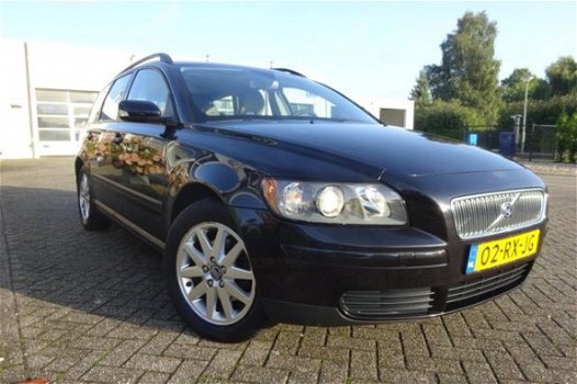 Volvo V50 - 1.8 Kinetic, Roofrails, Lichtmetaal velgen - 1