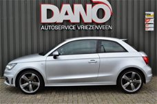 Audi A1 - 1.4 TFSI 185PK S-Tronic S-line 2011 Grijs Xenon/Leer/18'' Rotor