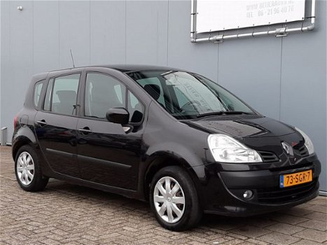 Renault Grand Modus - 1.2 TCE Dynamique Airco/Trekhaak/Dealer onderh - 1