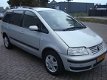 Volkswagen Sharan - 1.8 Turbo Sportline Bj 7-2004 7 Persoons - 1 - Thumbnail