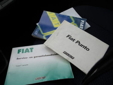 Fiat Punto - 1.2 5 deurs met stuurbekractiging city stand elek ruiten apk 30-04-2020 - 1