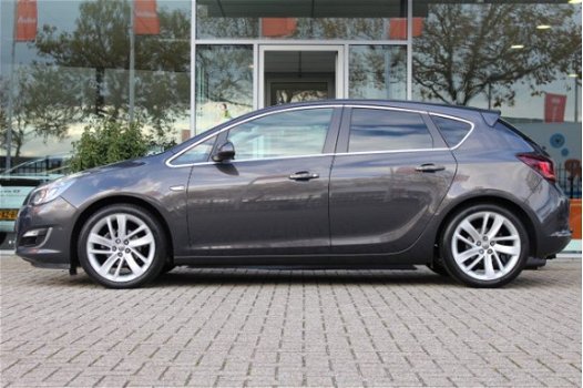 Opel Astra - 1.4 TURBO SPORT 5DRS Navi, Xenon, Trekhaak - 1