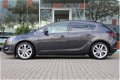 Opel Astra - 1.4 TURBO SPORT 5DRS Navi, Xenon, Trekhaak - 1 - Thumbnail