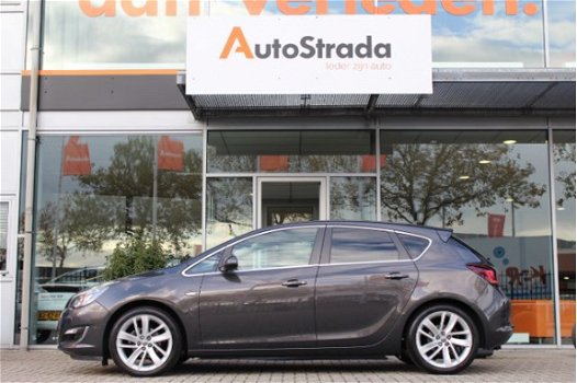 Opel Astra - 1.4 TURBO SPORT 5DRS Navi, Xenon, Trekhaak - 1