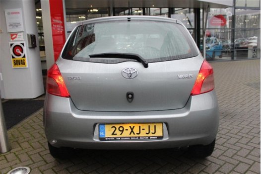 Toyota Yaris - 1.3 5-DRS AIRCO RADIO/CD - 1