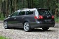 Volkswagen Passat Variant - 3.2 V6 Highline Individual 4-Motion SCHUIFDAK | LEDER | DSG | - 1 - Thumbnail