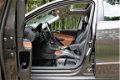Volkswagen Passat Variant - 3.2 V6 Highline Individual 4-Motion SCHUIFDAK | LEDER | DSG | - 1 - Thumbnail