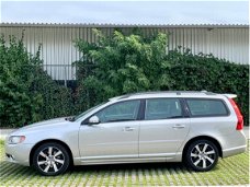 Volvo V70 - 2.0d MOMENTUM EDITION 2008 motor 190.000