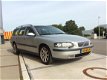 Volvo V70 - 2.4 T Geartronic NAP APK YOUNGTIMER - 1 - Thumbnail