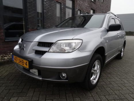 Mitsubishi Outlander - OUTLANDER; 2.0 MPI - 1