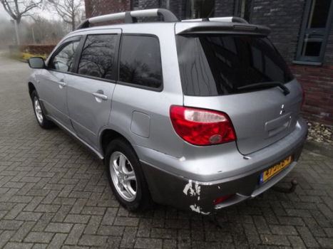 Mitsubishi Outlander - OUTLANDER; 2.0 MPI - 1