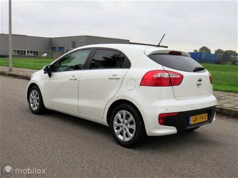 Kia Rio - 1.2 CVVT ExecutiveLine, VOL - 1