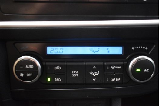 Toyota Auris - 1.6 VVT-I 132pk NOW CLIMA/LM/CRUISE CONTROL - 1