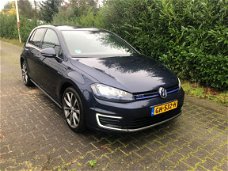 Volkswagen Golf - 1.4 TSI GTE