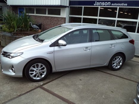 Toyota Auris Touring Sports - 2014 1.8 Hybrid Dynamic, 1e Eigenaar, Dealeronderhouden , Climate cont - 1