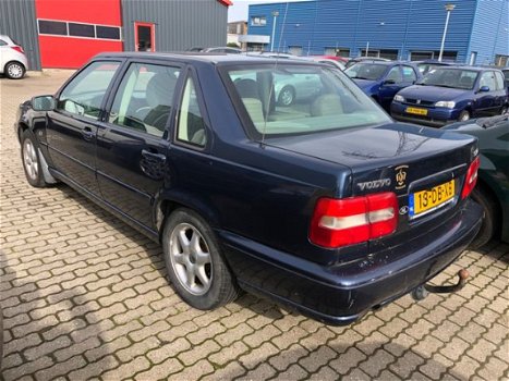 Volvo S70 - 2.4 - 1