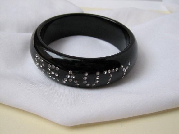 Armband zwart glanzend met BEAUTY tekst helder rijnsteentjes 6.6 cm - nr. 1
