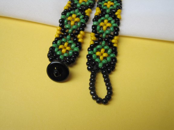 Armband zwart groen gele kleine glaskraaltjes Boho 18.5 cm - Afbeelding 3