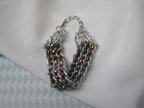 Armband zilverkleurig met aurora glaskralen 18-21 cm - Afbeelding 2