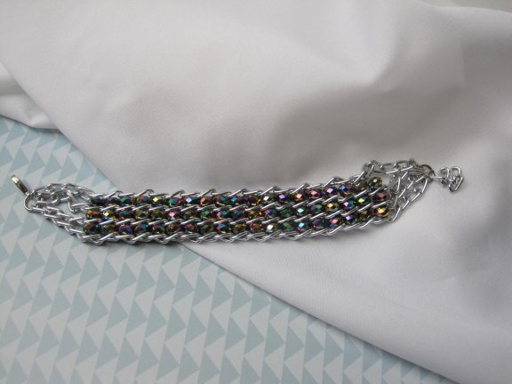 Armband zilverkleurig met aurora glaskralen 18-21 cm - Afbeelding 7