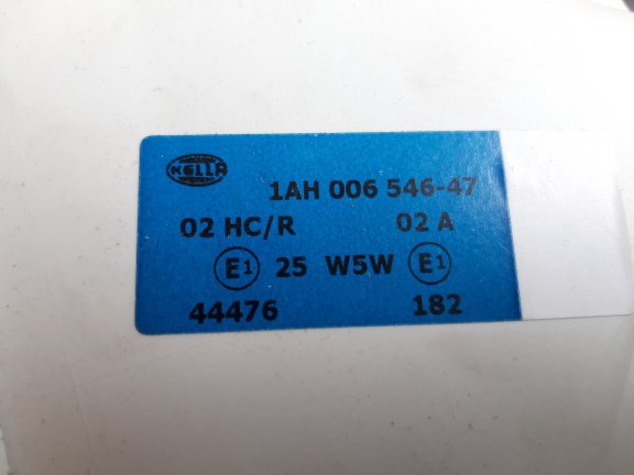 VW Vento (01.1992 →) Koplamp Hella 1AH006546471 Links NOS - Afbeelding 7