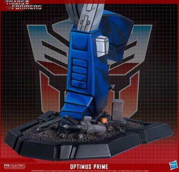 Pop Culture Shock Transformers Classic Scale Statue Optimus Prime - 5