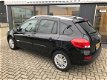 Renault Clio Estate - 1.2-16V Collection Airco LMV Navi Privacy glas - 1 - Thumbnail