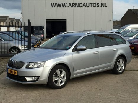 Skoda Octavia Combi - 1.6 TDI Greenline Businessline, 6-BAK, AIRCO(CLIMA), CRUISE CONTROL, GROOT NAV - 1