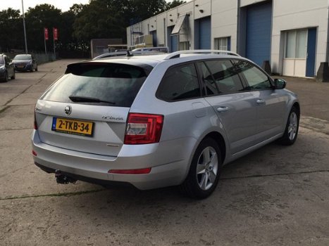 Skoda Octavia Combi - 1.6 TDI Greenline Businessline, 6-BAK, AIRCO(CLIMA), CRUISE CONTROL, GROOT NAV - 1