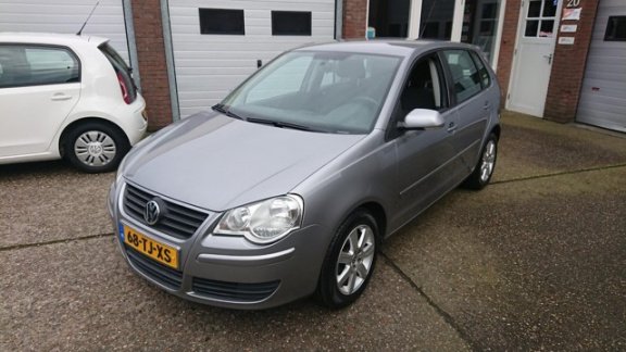 Volkswagen Polo - 1.4-16V Optive NAP, Dealer onderhouden, Airco - 1