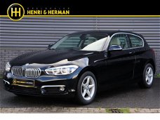 BMW 1-serie - 118i Executive (LEER/Xenon/NAV./Climate/LED/NL AUTO)