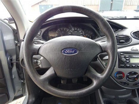 Ford Focus Wagon - 1.6-16V Cool Edition Nette auto + Airco Nu € 2.499, - 1