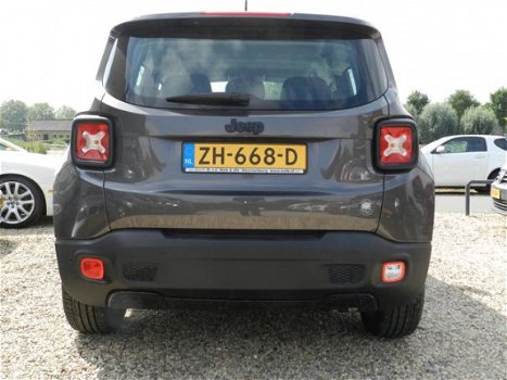 Jeep Renegade - 1.6 E- Downtown GEEL KENTEKEN 5 PERSOONS - 1