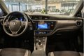 Toyota Auris - 1.8 Hybrid Business *NIEUWJAARKNALLERS* | automaat | cruise | airco | navi | scherm | - 1 - Thumbnail