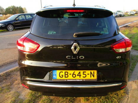 Renault Clio Estate - 1.5 dCi 90pk ECO Night&Day Airco MediaNav PDC A 16