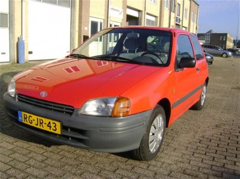 Toyota Starlet - 1.3-16V - 1