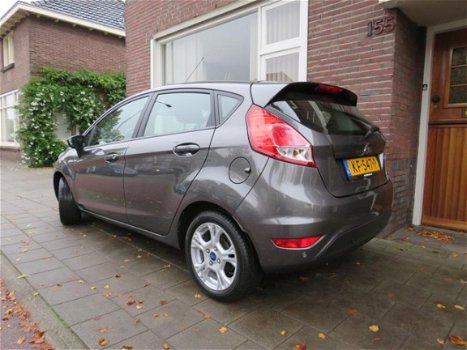 Ford Fiesta - 1.0 Style Ultimate PDC Airco Cruise Contr. LMV 37 Dkm - 1