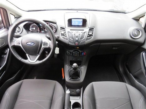 Ford Fiesta - 1.0 Style Ultimate PDC Airco Cruise Contr. LMV 37 Dkm - 1