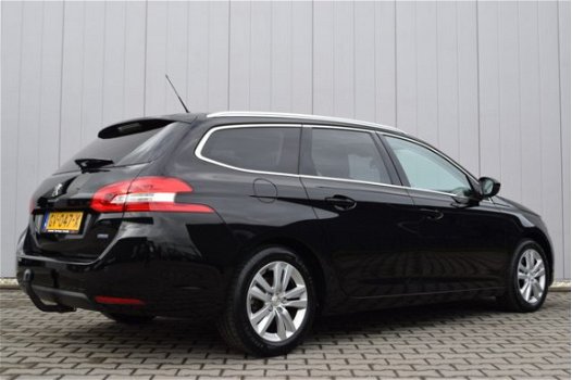 Peugeot 308 SW - 1.6 HDi Blue Lease Executive Bruin Leder, Panoramadak, Full Map Navi, LED, Camera - 1