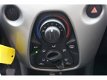 Toyota Aygo - 1.0 VVT-i X-Play 5drs - 1 - Thumbnail