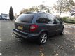 Chrysler Voyager - 2.5 CRD LUXE 7 Persoons Airco Youngtimer Cruise - 1 - Thumbnail