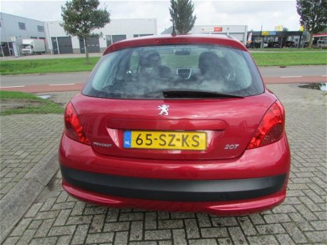 Peugeot 207 - 1.4-16V XS ''KEURIGE AUTO MET NIEUWE DISTRIBUTIE'' - 1