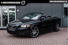 Volvo C70 Convertible - 2.4i Summum / Automaat / Klimaat + Cruise control / Stoelverwarming